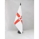 Drapeau de table Irlande du Nord 21x14 cm Hampe et socle en plastique noir