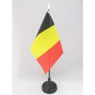 Drapeau de table Belgique 15x10 cm Hampe et socle en plastique noir pointe or