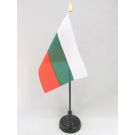 Drapeau de table Bulgarie 15x10 cm Hampe et socle en plastique noir pointe or