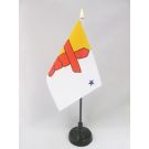 Drapeau de table Nunavut 15x10 cm Hampe et socle en plastique noir pointe or