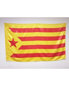 DRAPEAU CATALOGNE ESTELADA VERMELLA 150x90cm en SATIN - DRAPEAU CATALAN INDÉPENDENTISTE - CATALUÑA GROGA 90 x 150 cm Fourreau pour hampe