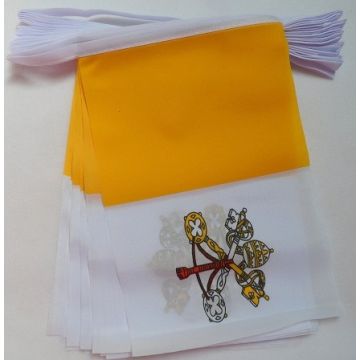 GUIRLANDE 6 mètres 20 DRAPEAUX VATICAN 21x15 cm - DRAPEAU VATICAN 15 x 21 cm