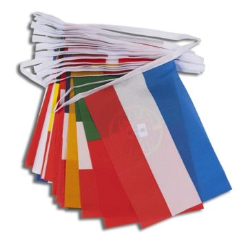 GUIRLANDE 5 mètres 16 DRAPEAUX EURO DE FOOTBALL 2012 21x15 cm - DRAPEAU CHAMPIONNAT D\'EUROPE 15 x 21 cm