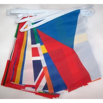 GUIRLANDE 8 mètres 28 DRAPEAUX 28 PAYS DE L\'UNION EUROPÉENNE 21x15 cm - DRAPEAU EUROPÉEN - EUROPE ? UE 15 x 21 cm
