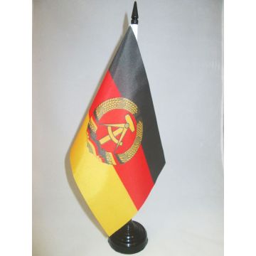 DRAPEAU DE TABLE ALLEMAGNE DE L\'EST 21x14cm - PETIT DRAPEAUX DE BUREAU ALLEMAND - RDA 14 x 21 cm