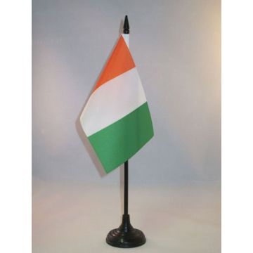 DRAPEAU DE TABLE CÔTE D\'IVOIRE 15x10cm - PETIT DRAPEAUX DE BUREAU IVOIRIEN 10 x 15 cm
